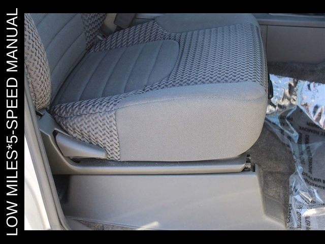 Used 2017 Nissan Frontier SV RWD image 17