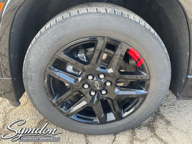 Used 2023 Chevrolet Traverse Premier w/ Redline Edition AWD/4WD image 12