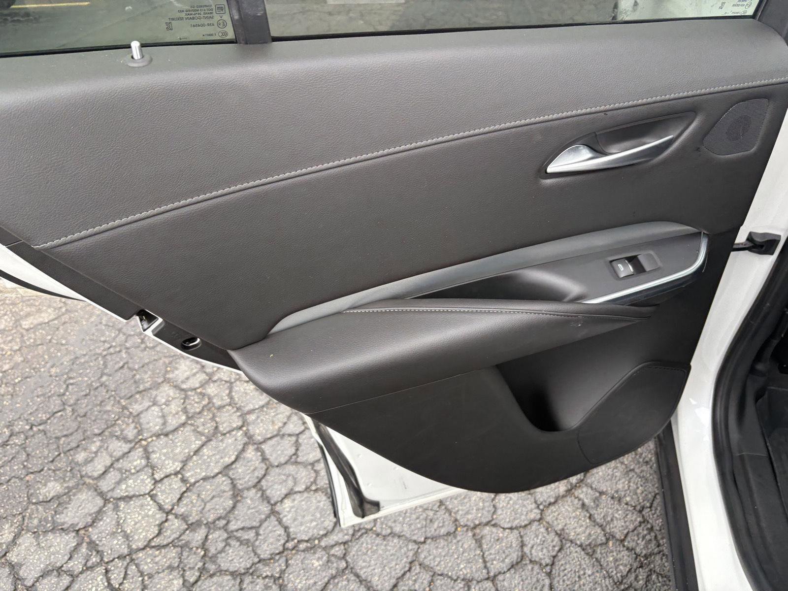 Used 2023 Cadillac XT4 Premium Luxury w/ Cold Weather Package image 15