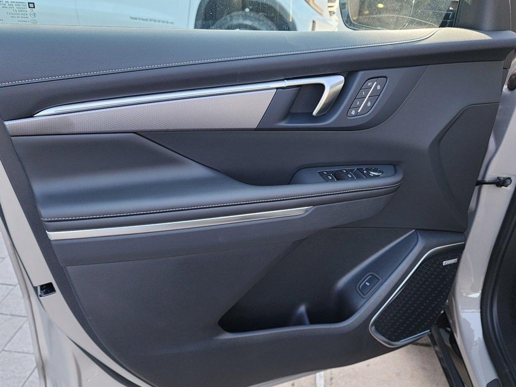 New 2026 Buick Enclave Sport Touring w/ Super Cruise Package image 13