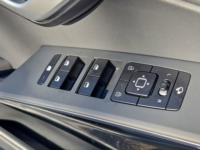 Used 2023 Kia Niro EX Touring image 19