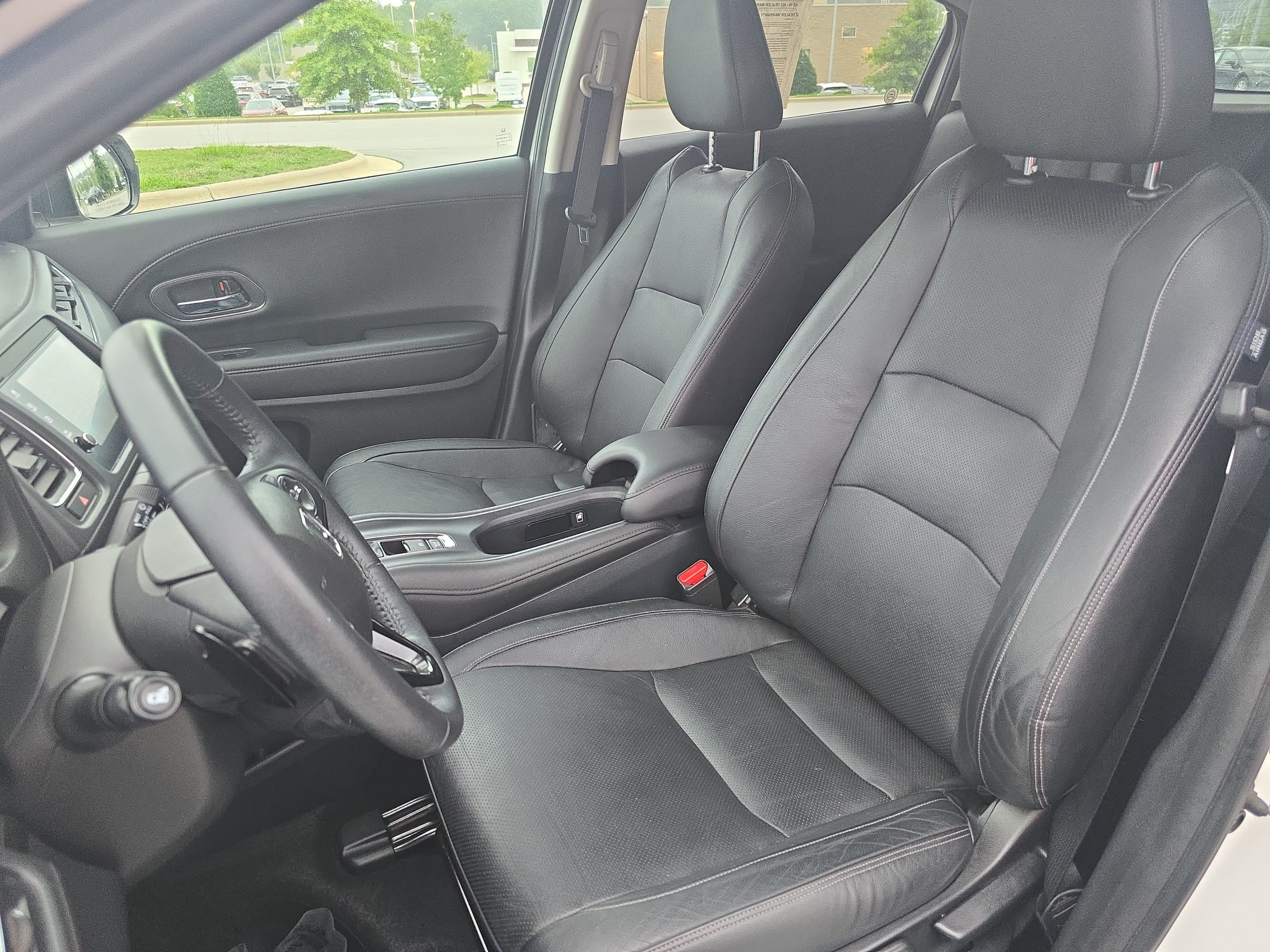 Used 2019 Honda HR-V EX-L image 14