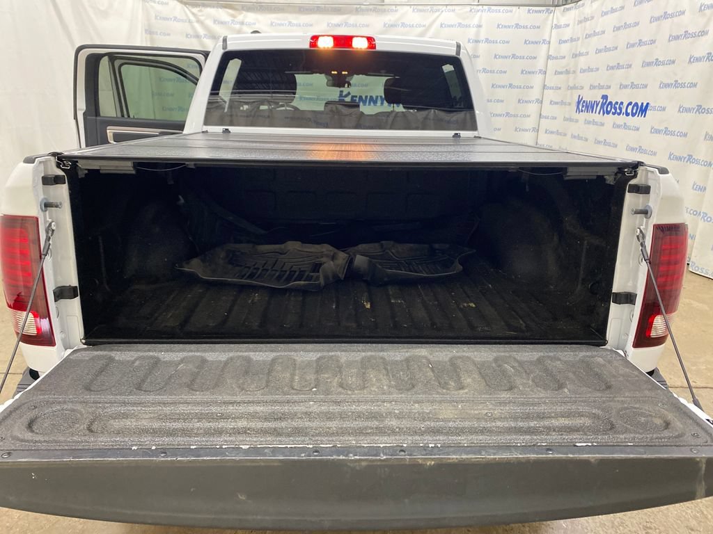 Used 2022 RAM 1500 Warlock AWD/4WD image 15