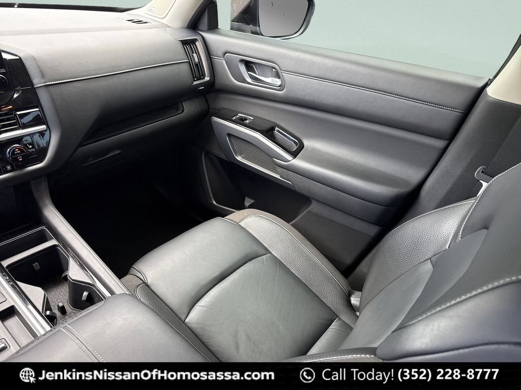 Certified 2022 Nissan Pathfinder SL w/ SL Premium Package FWD image 29