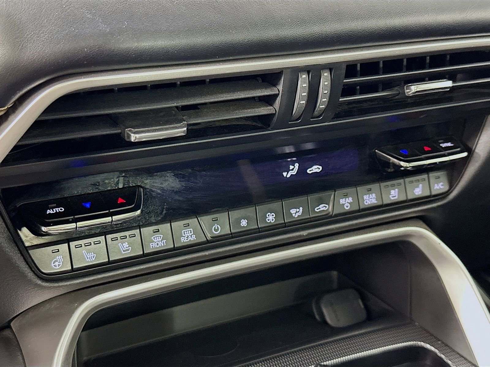 Certified 2024 MAZDA CX-90 Plug-In Hybrid w/ Premium Plus image 16