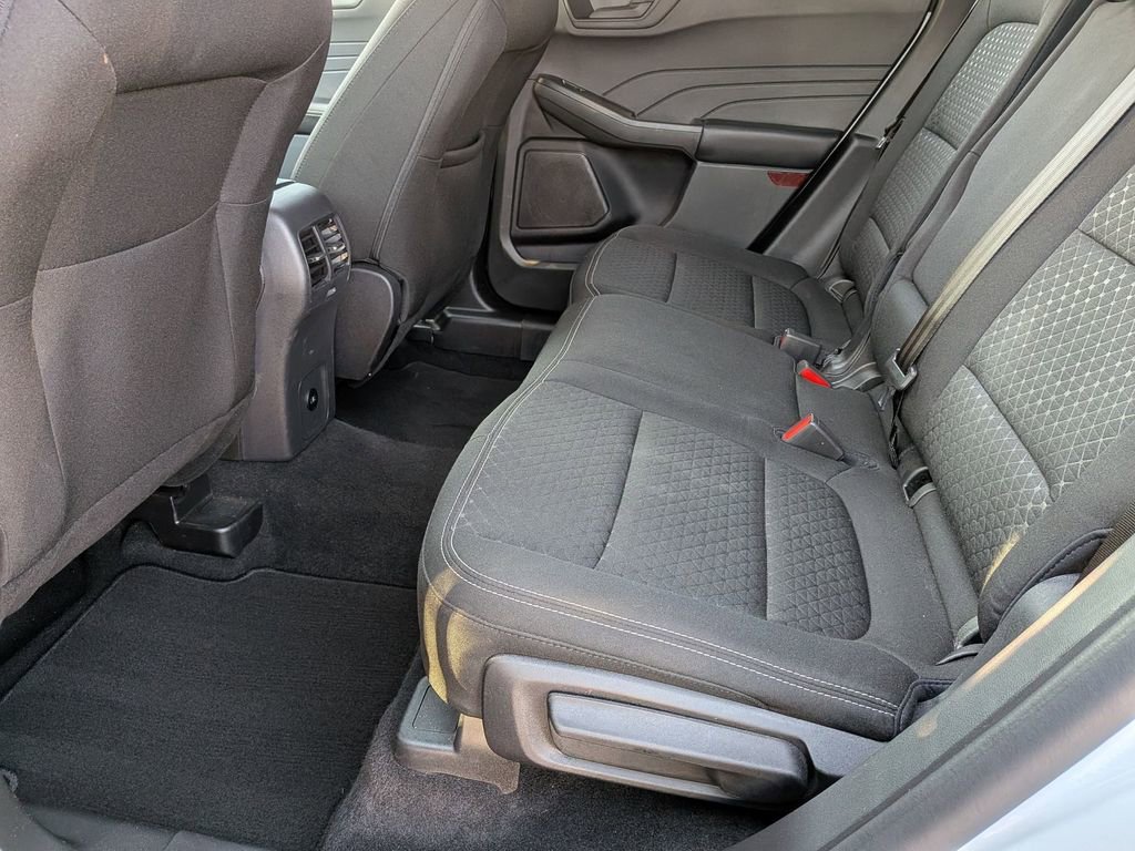 Used 2025 Ford Escape Active AWD/4WD image 26