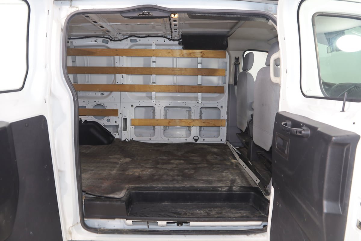 Used 2016 Ford Transit 250 130 Low Roof w/ Exterior Upgrade Package RWD image 11