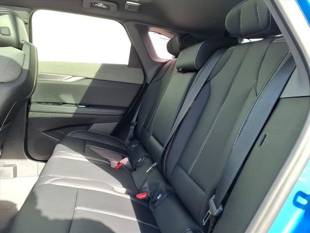 New 2026 Cadillac Optiq Luxury 1 image 6