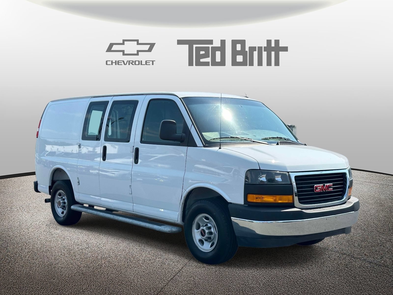 Certified 2025 GMC Savana 2500 w/ Driver Convenience Package RWD image 3