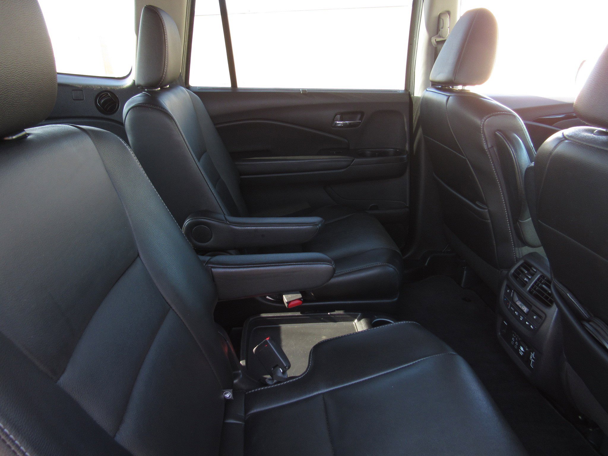 Certified 2019 Honda Pilot Touring image 12