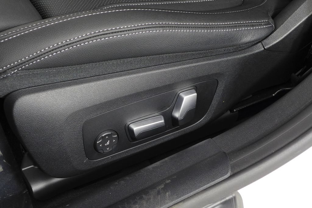 Certified 2023 BMW i4 eDrive40 RWD image 24