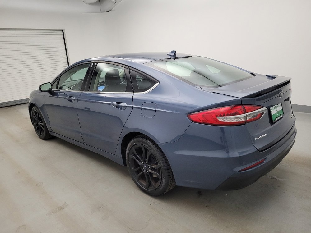 Used 2019 Ford Fusion SE w/ Equipment Group 151A FWD image 3