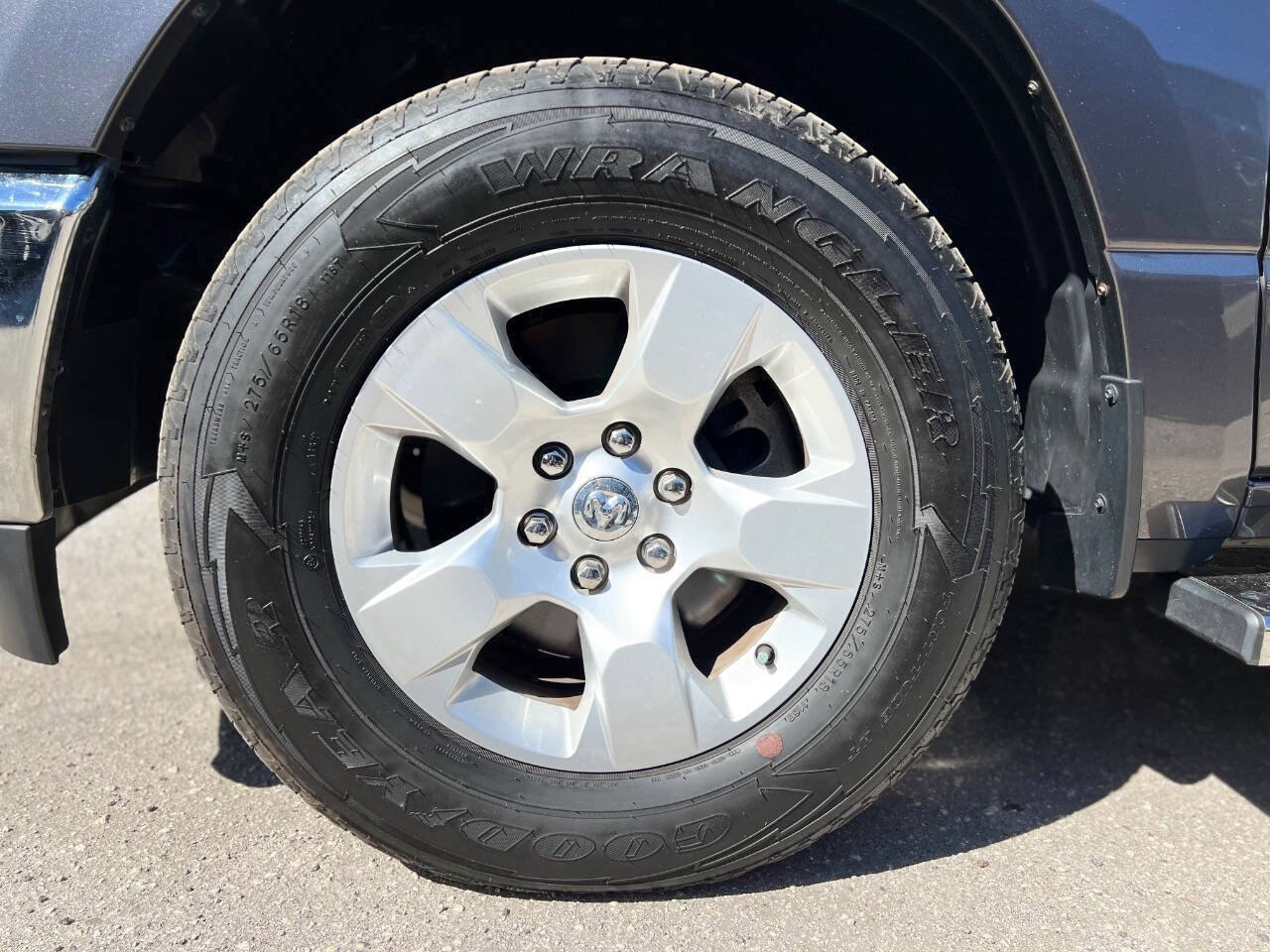 Used 2021 RAM 1500 Big Horn image 24