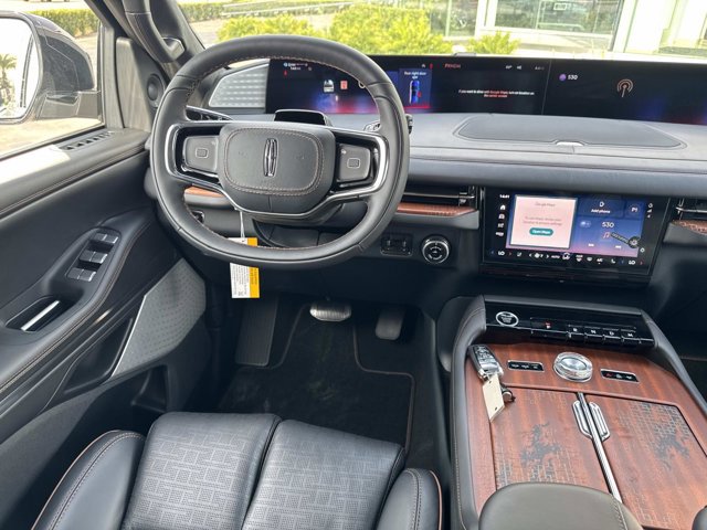 New 2025 Lincoln Navigator L Black Label image 26