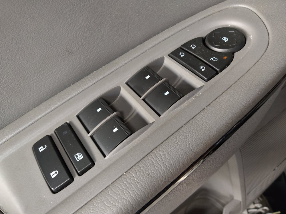 Used 2016 Chevrolet Traverse LTZ AWD/4WD image 27