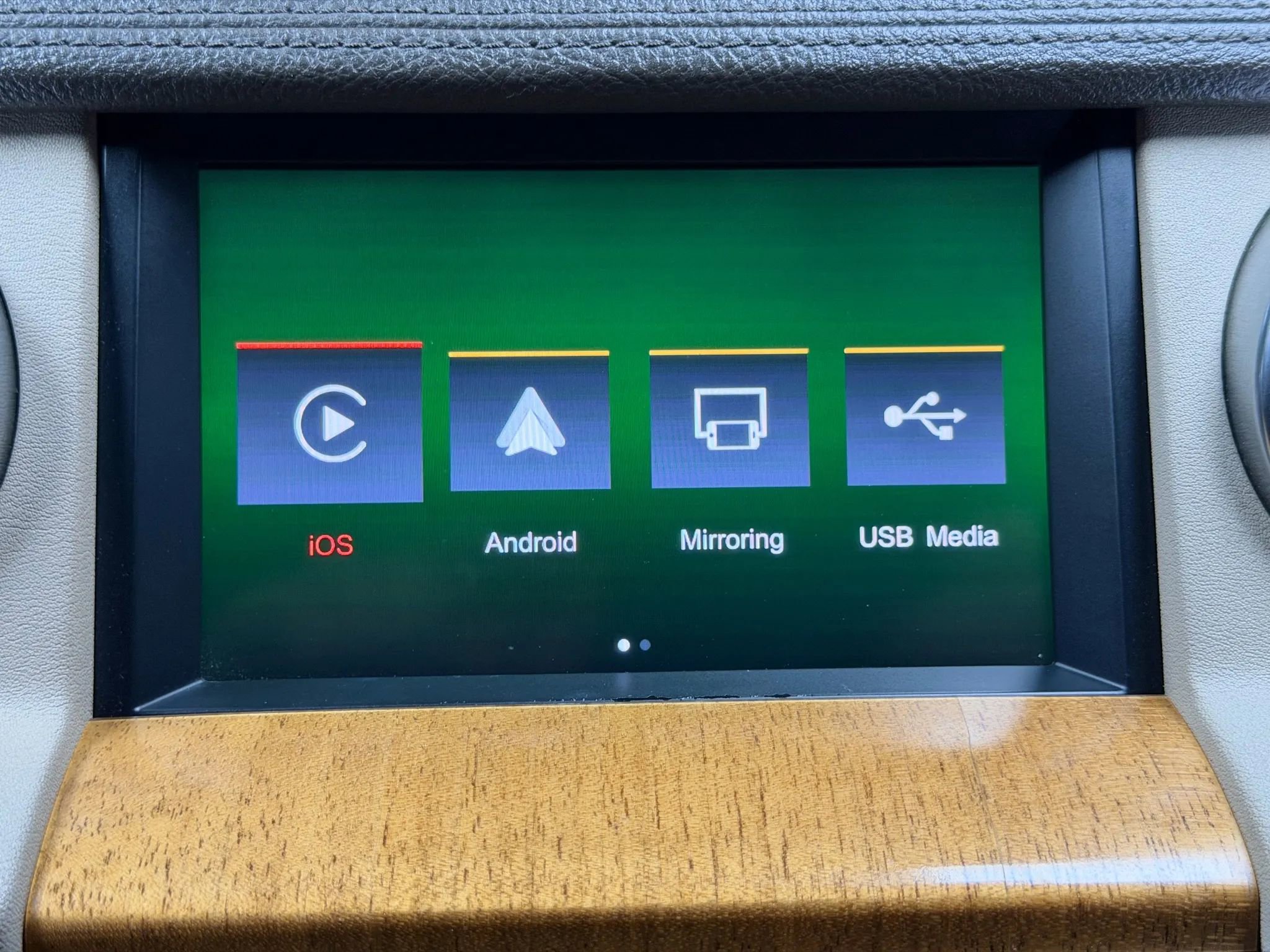 Used 2016 Land Rover LR4 HSE AWD/4WD image 35