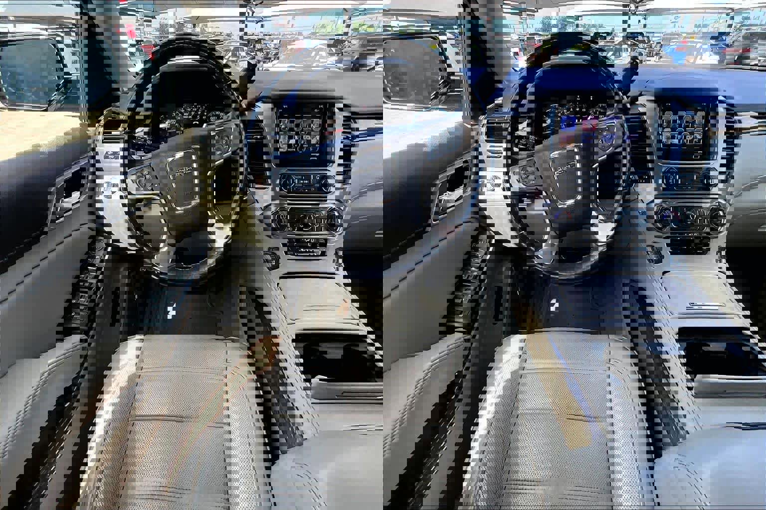 Used 2017 GMC Yukon XL Denali w/ Open Road Package image 7