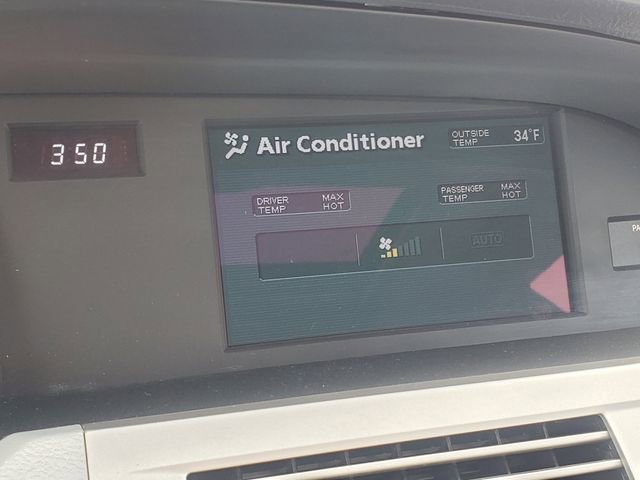 Used 2009 Toyota Avalon Limited image 16