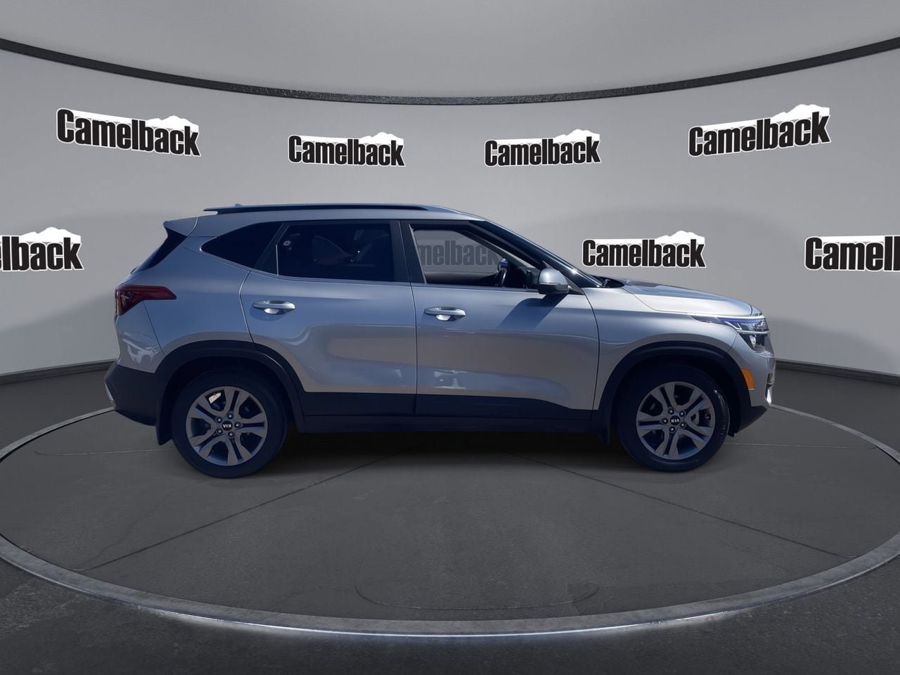 Used 2021 Kia Seltos S FWD image 8