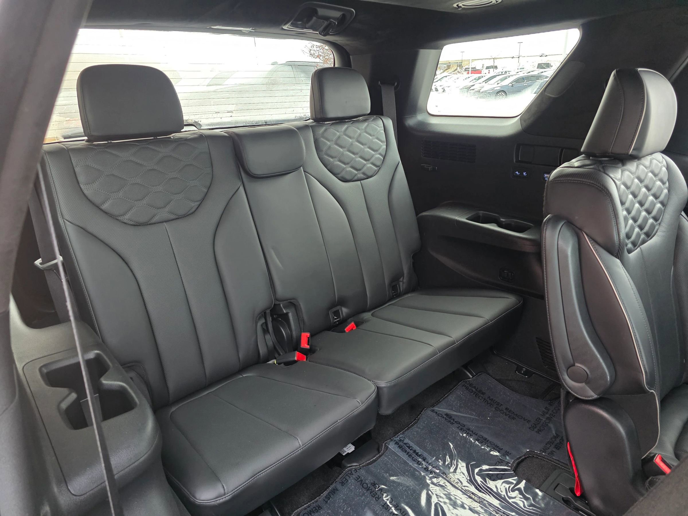 Used 2022 Hyundai Palisade Calligraphy image 7