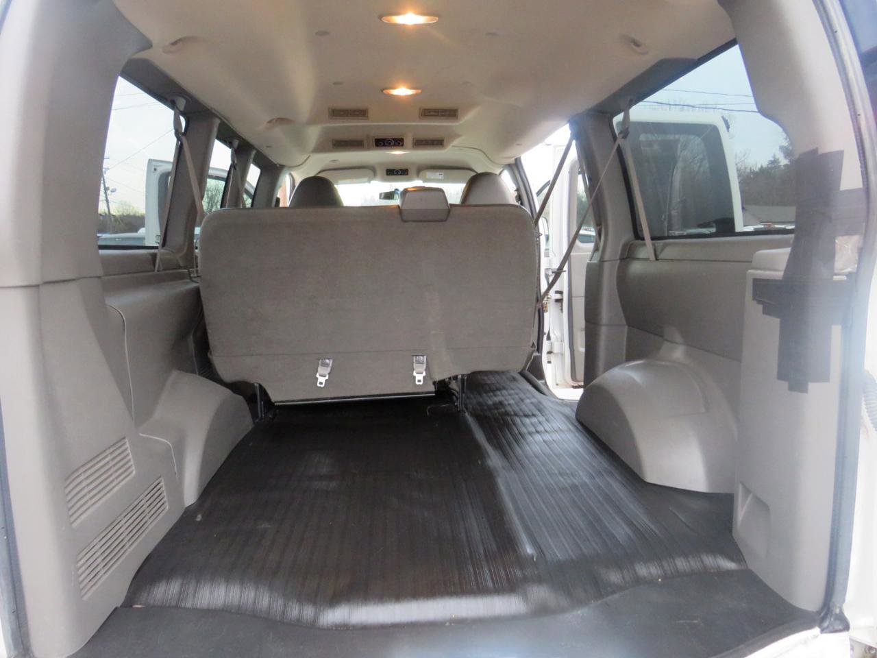 Used 2014 Chevrolet Express 1500 LS image 28