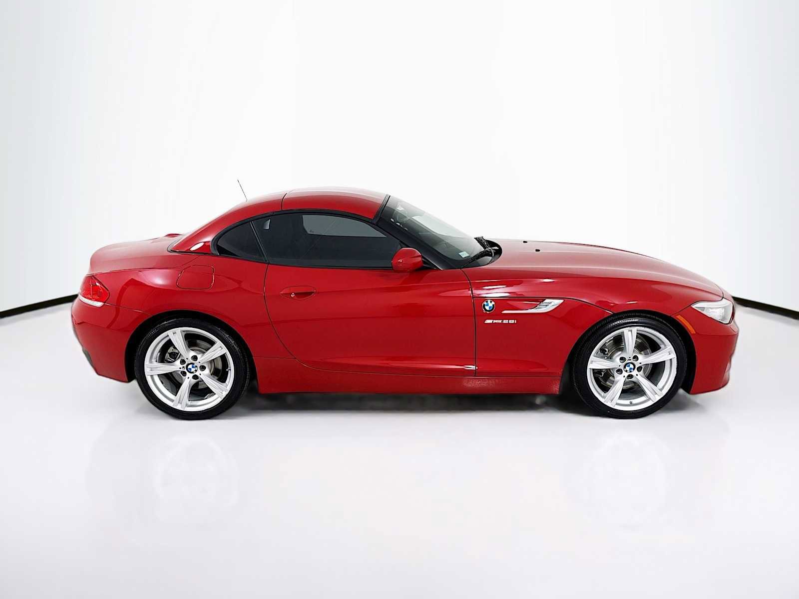Used 2014 BMW Z4 sDrive28i image 8