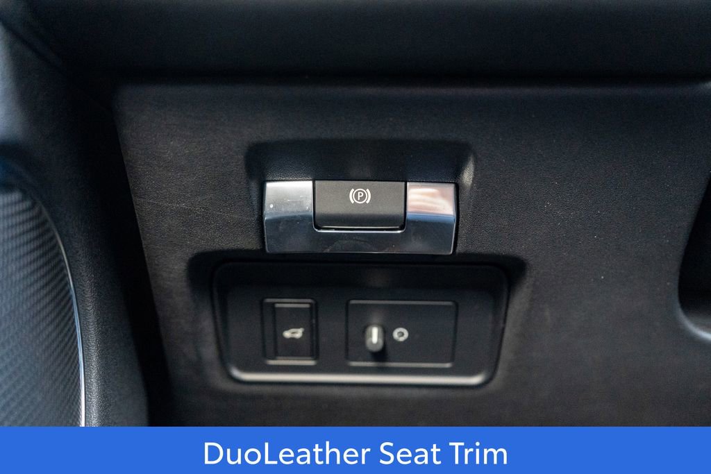 Used 2023 Land Rover Discovery Sport S image 21