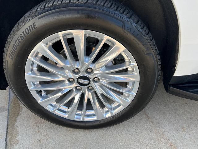 Certified 2025 Cadillac Escalade Premium Luxury AWD/4WD image 10