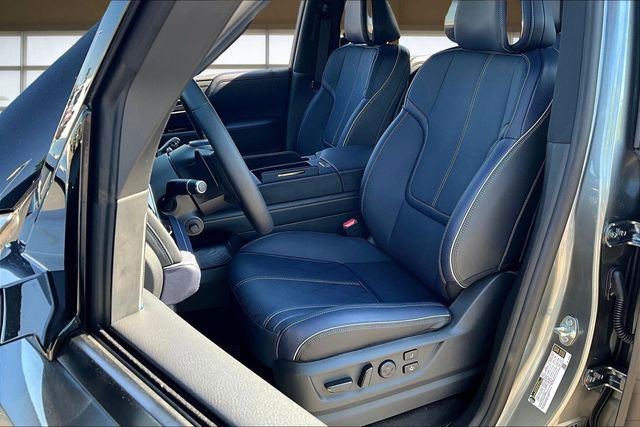 New 2026 INFINITI QX80 4WD image 25