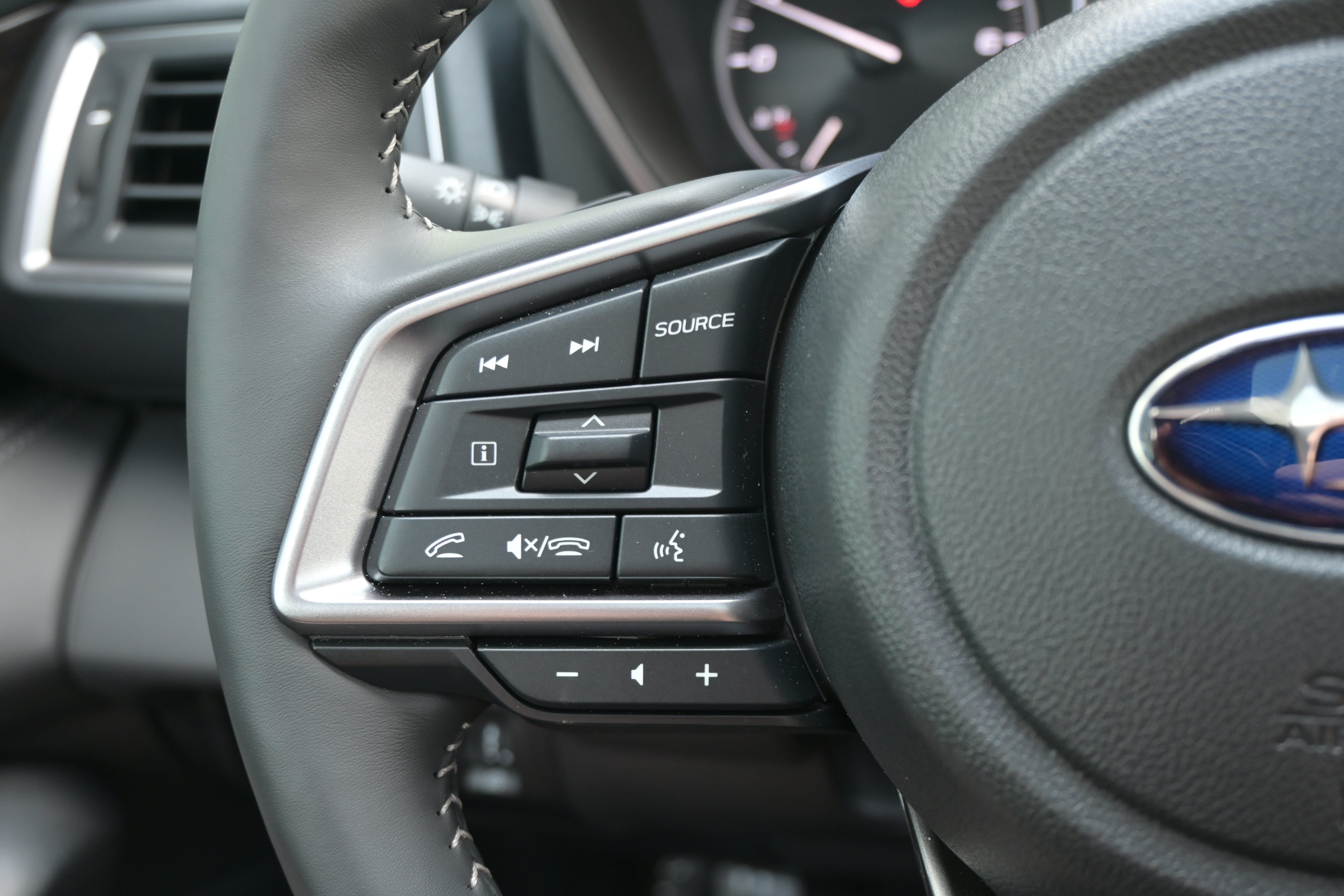 Certified 2026 Subaru Ascent Touring AWD/4WD image 18