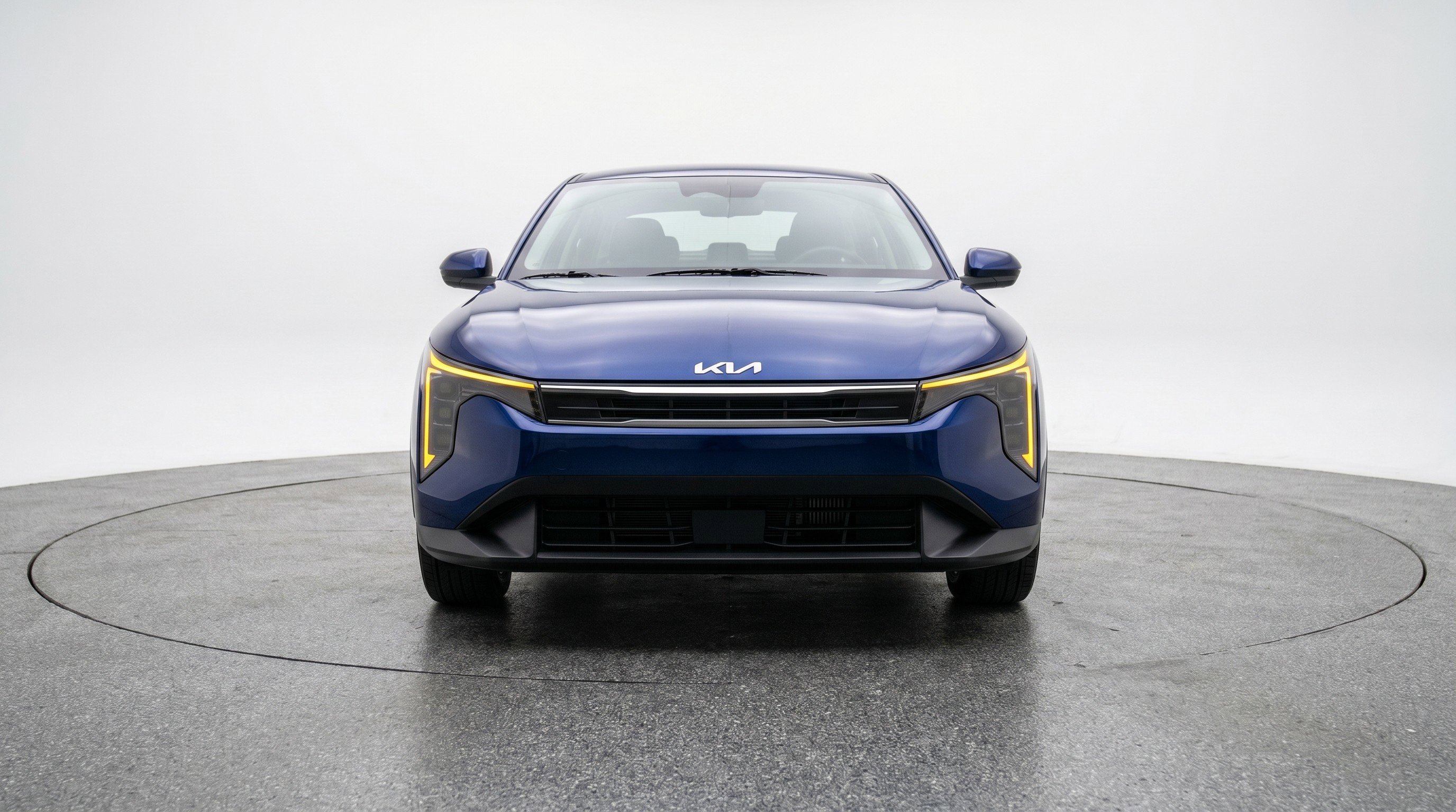 Used 2025 Kia K4 LXS image 2