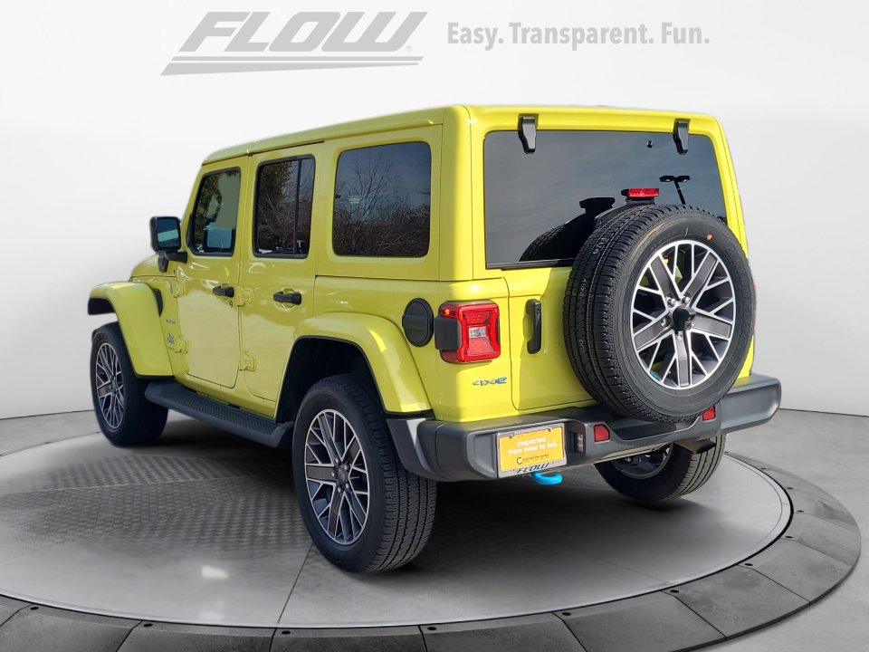 Used 2023 Jeep Wrangler Sahara w/ Cold Weather Group image 6