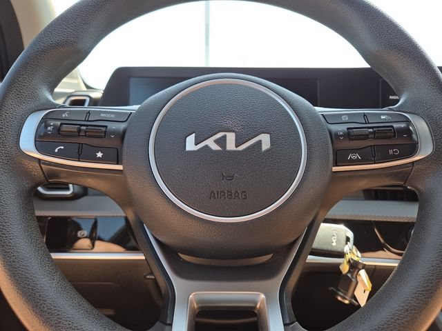 Used 2023 Kia Sportage LX FWD image 28
