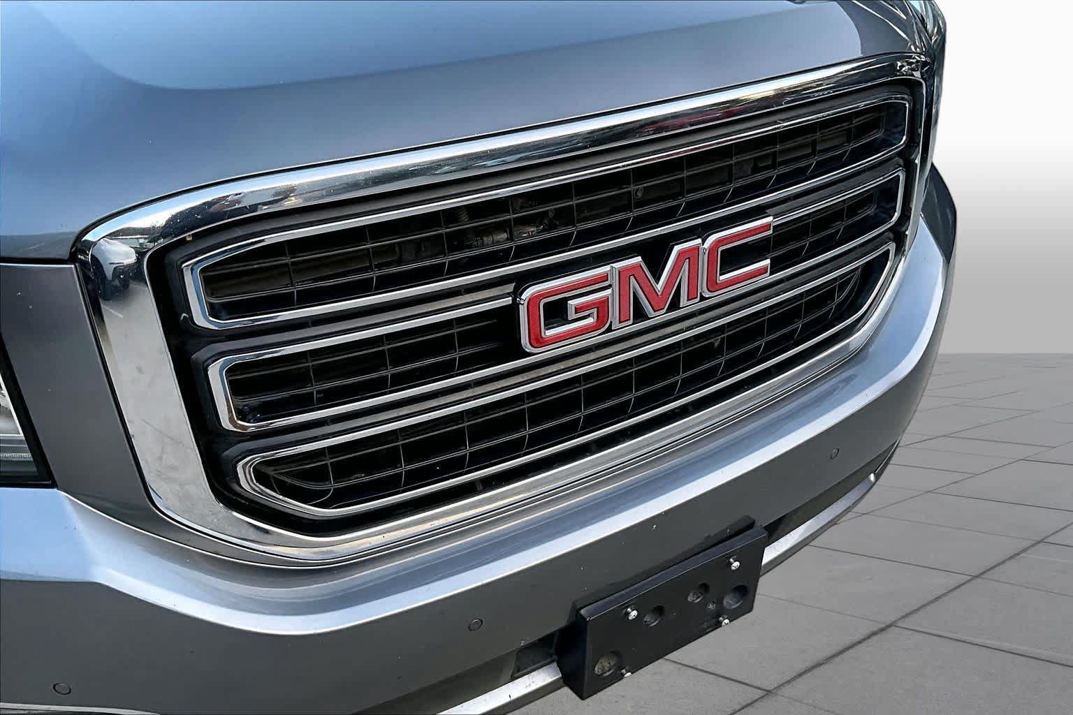 Used 2019 GMC Yukon SLT w/ Open Road Package AWD/4WD image 32