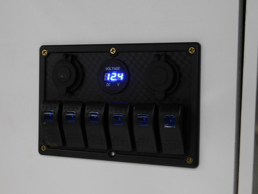 Used 2019 Ford Transit 250 148 Medium Roof image 47