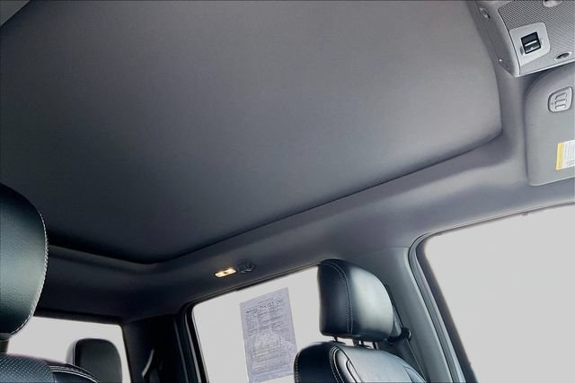 Used 2017 Ford F150 Lariat w/ Equipment Group 501A Mid AWD/4WD image 27