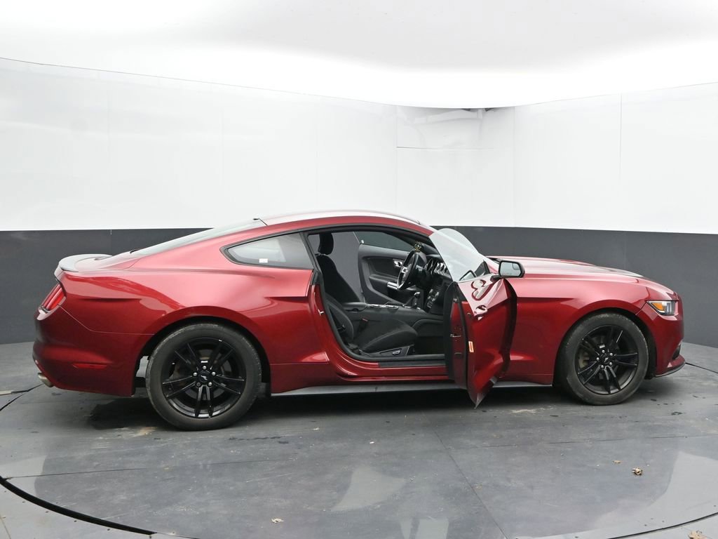 Used 2017 Ford Mustang Coupe RWD image 48