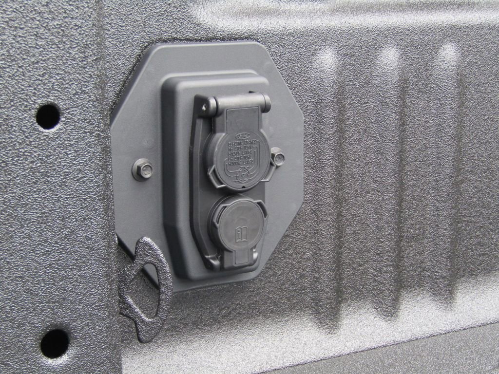 New 2025 Ford F350 Lariat w/ Lariat Ultimate Package image 7