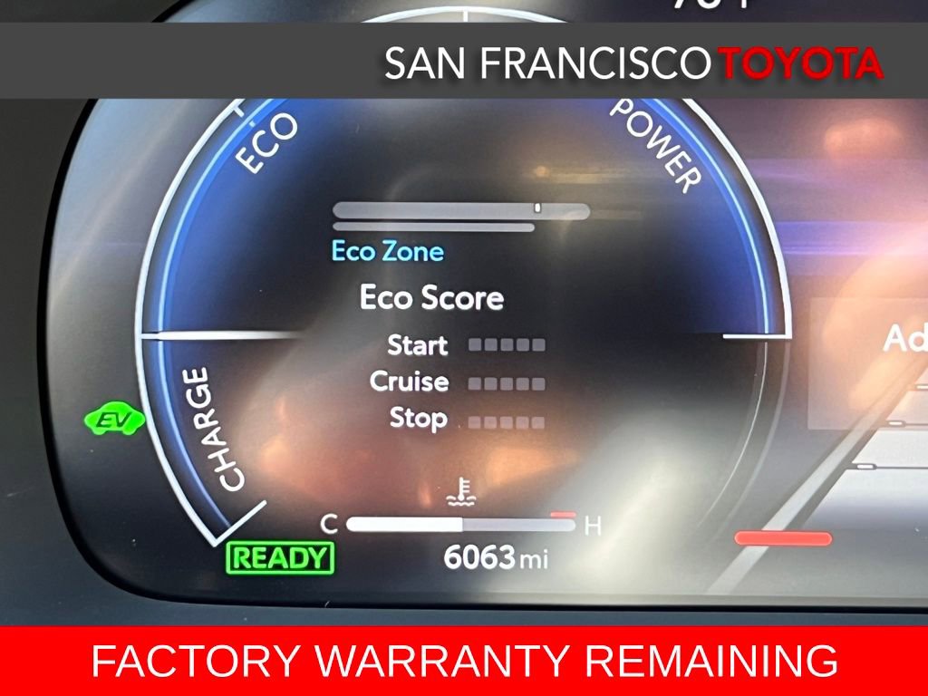 Certified 2025 Toyota Crown Signia image 36