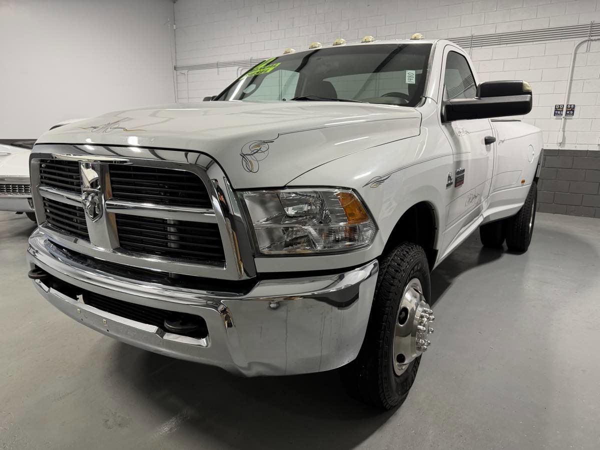 Used 2012 RAM 3500 ST w/ Chrome Appearance Group AWD/4WD image 11