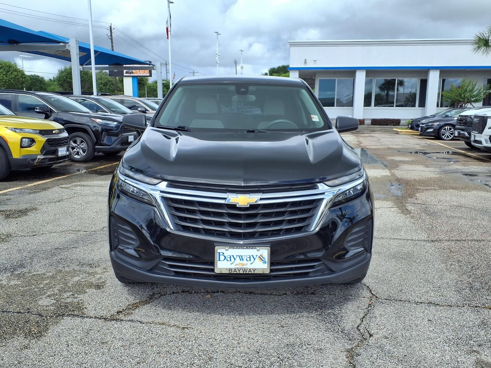 Used 2023 Chevrolet Equinox LS w/ LPO, Cargo Package FWD image 19