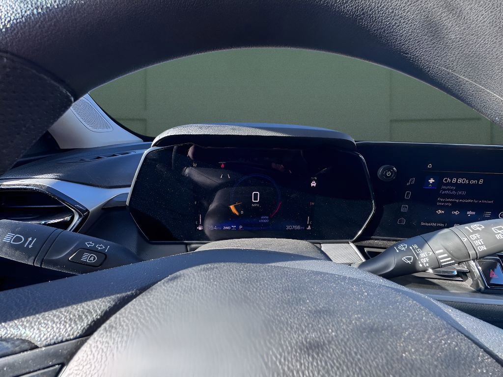 Used 2025 Chevrolet TrailBlazer LT image 16