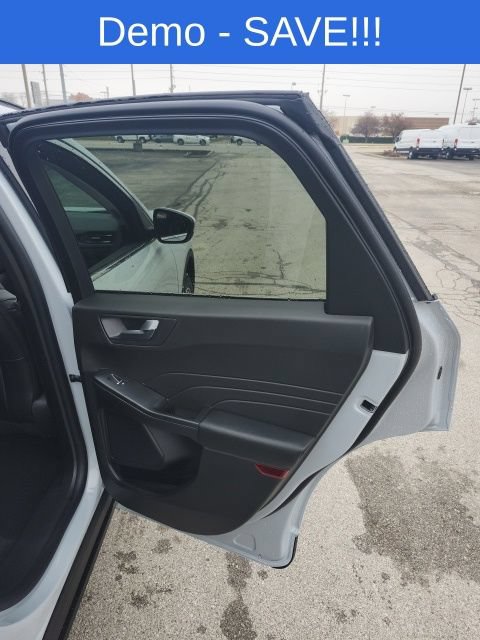 New 2026 Ford Escape SE FWD image 22
