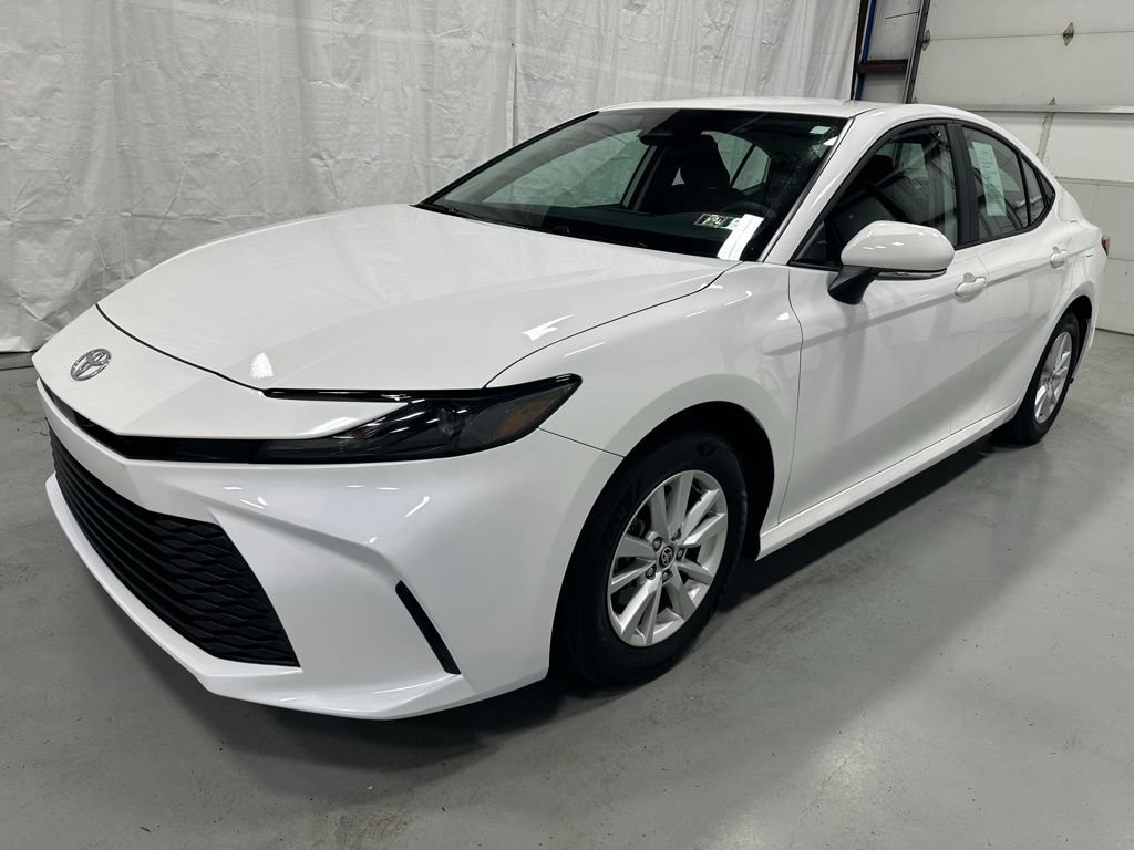Used 2026 Toyota Camry LE FWD image 3