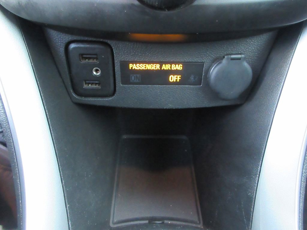 Used 2022 Chevrolet Trax LT image 29