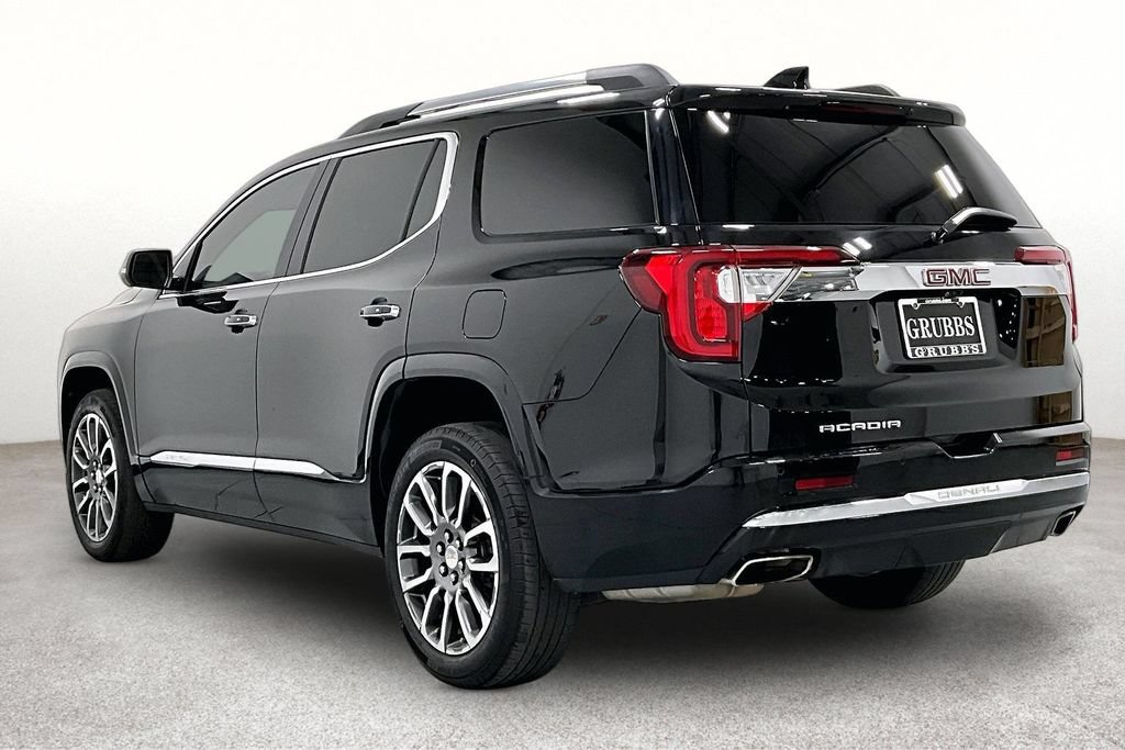 Used 2022 GMC Acadia Denali w/ Denali Ultimate Package FWD image 15