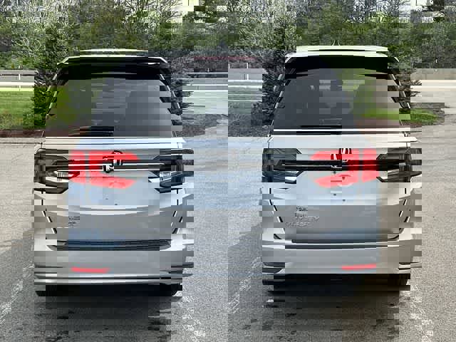 Used 2023 Honda Odyssey EX-L image 4