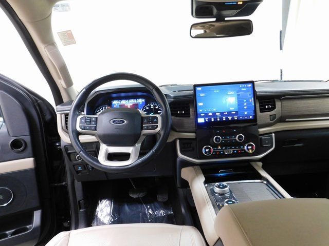 Used 2024 Ford Expedition Max Limited image 8
