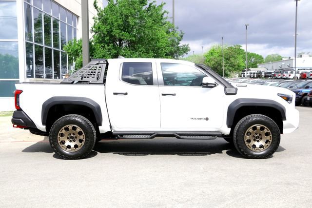 Used 2025 Toyota Tacoma 4x4 Double Cab Hybrid image 4