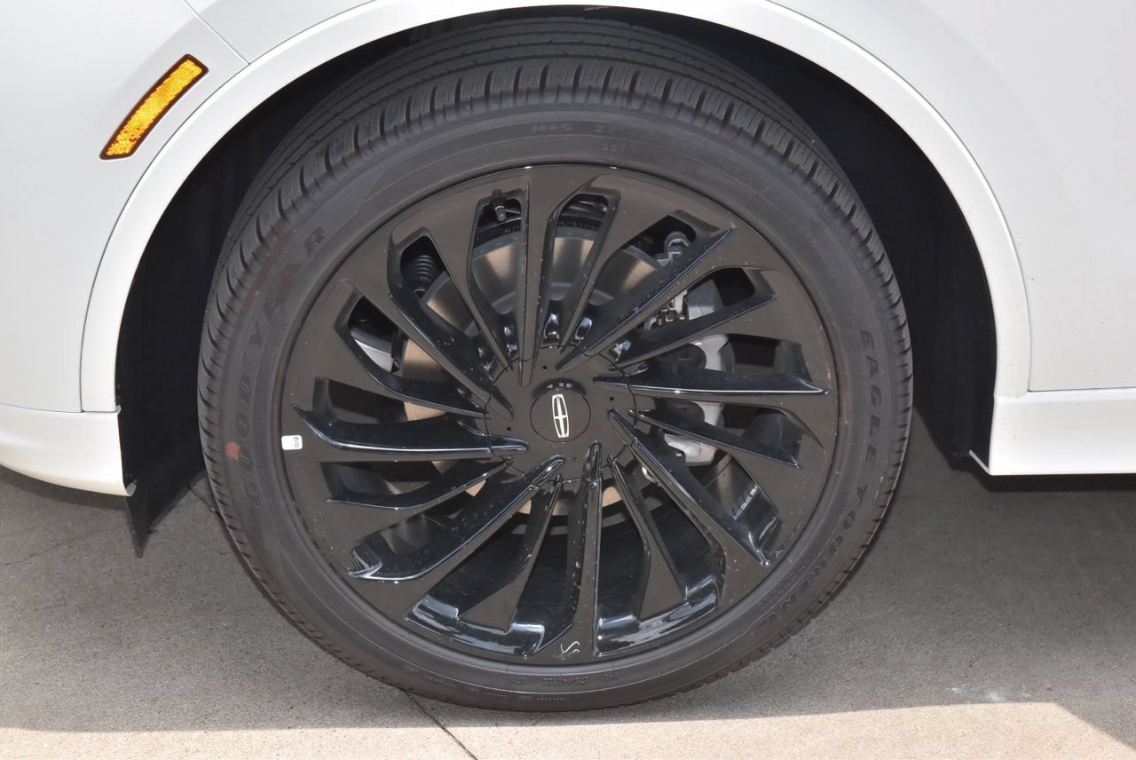 New 2026 Lincoln Aviator Reserve AWD/4WD image 39